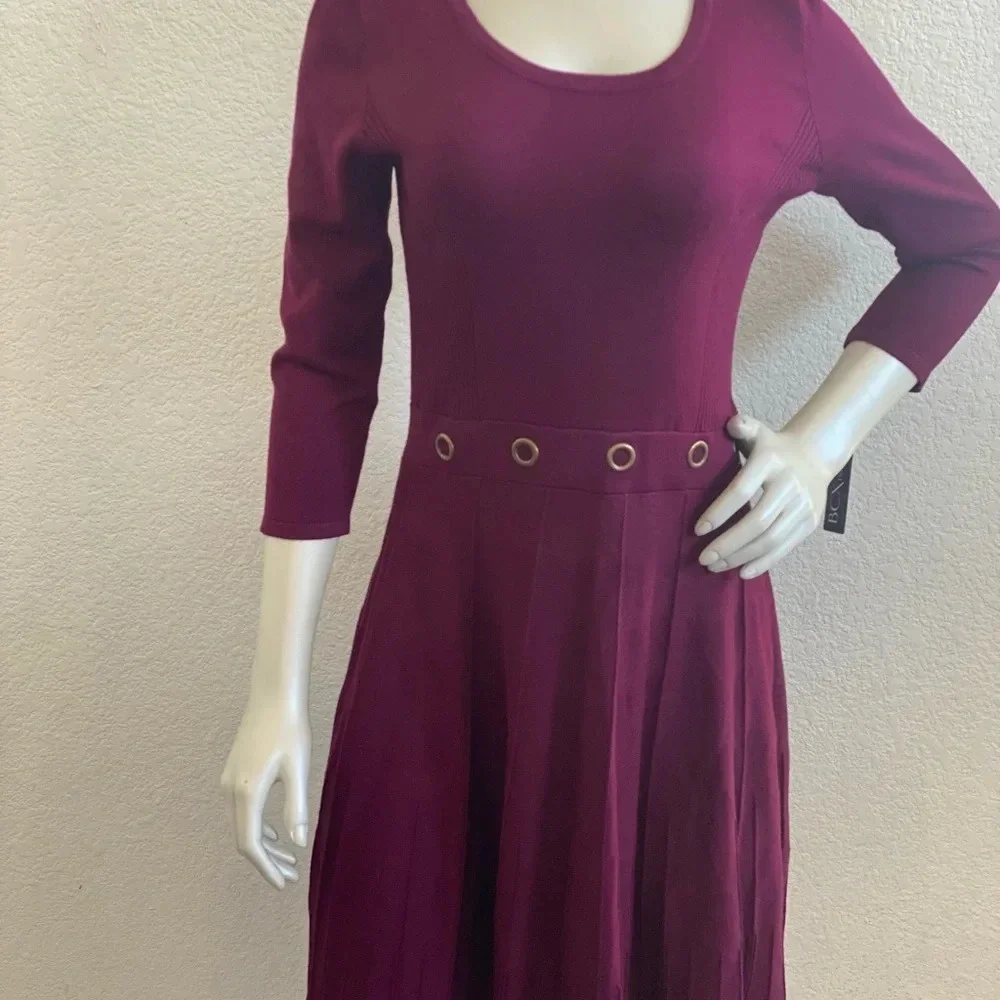 NWT BCX Juniors' Grommet-Waist Fit & Flare Dress Red Size Large - Picture 9 of 12